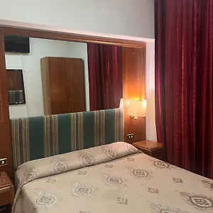 https://rm-guest-house-2.it-romehotels.com