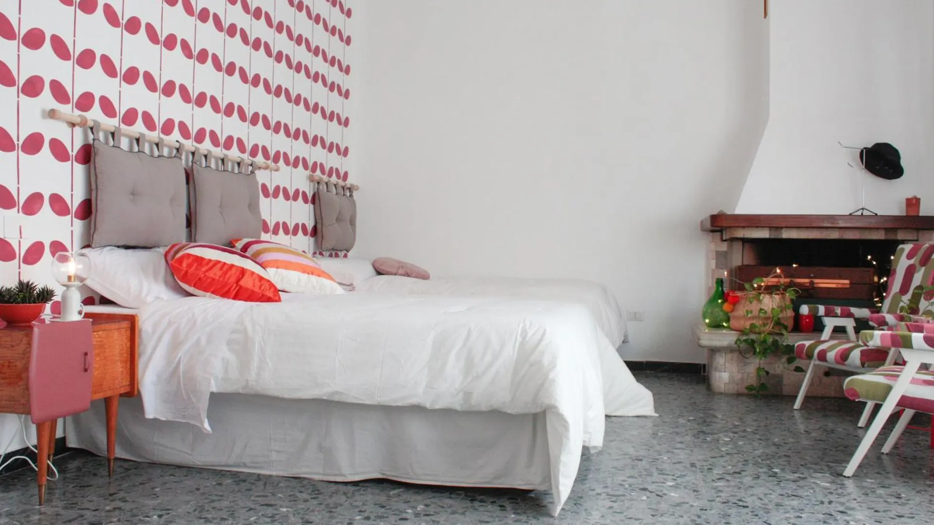 Buen Aire Hotel Cagliari 0*,  Italië